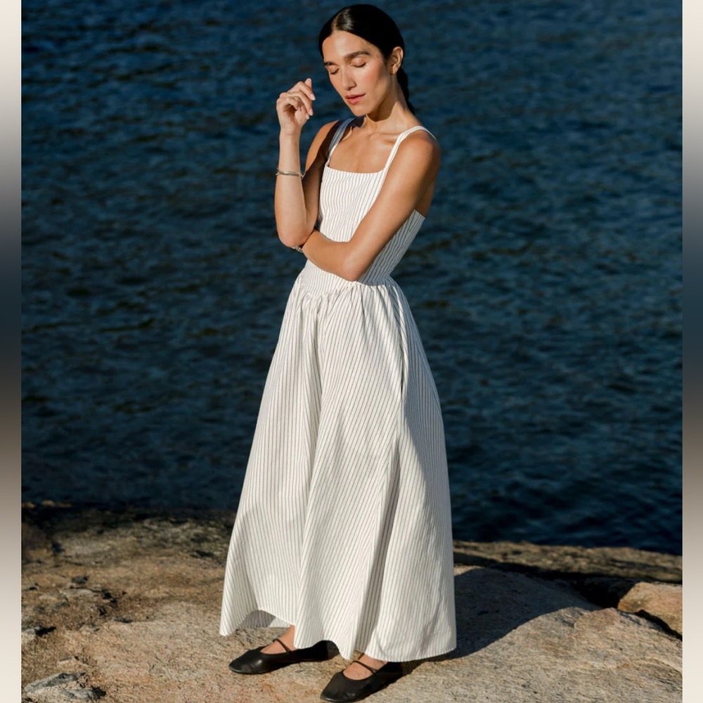 A Bronze Age Aura Dress in Pencil Stripe